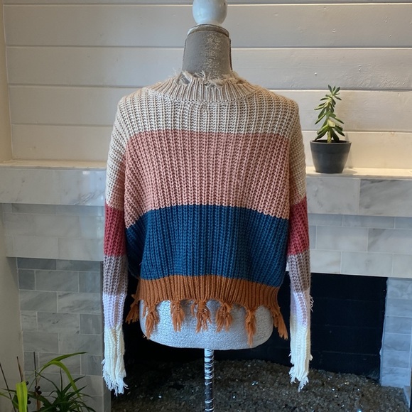 On the Road Distressed Color Block V-Neck Sweater Size S/M - Picture 5 of 16